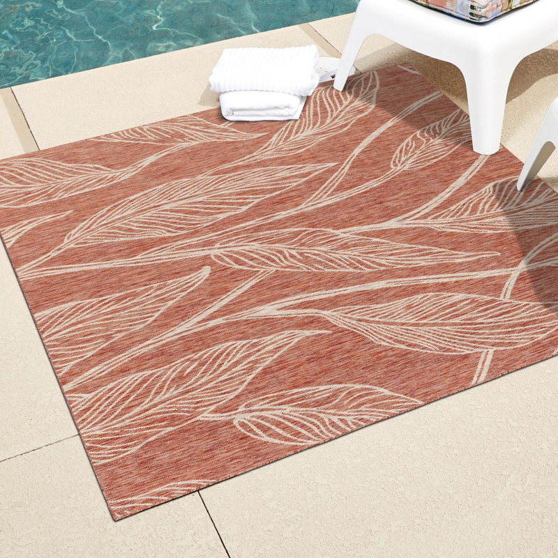 Zellig Floral Red/Gray Indoor / Outdoor Area Rug, Round 13'1"