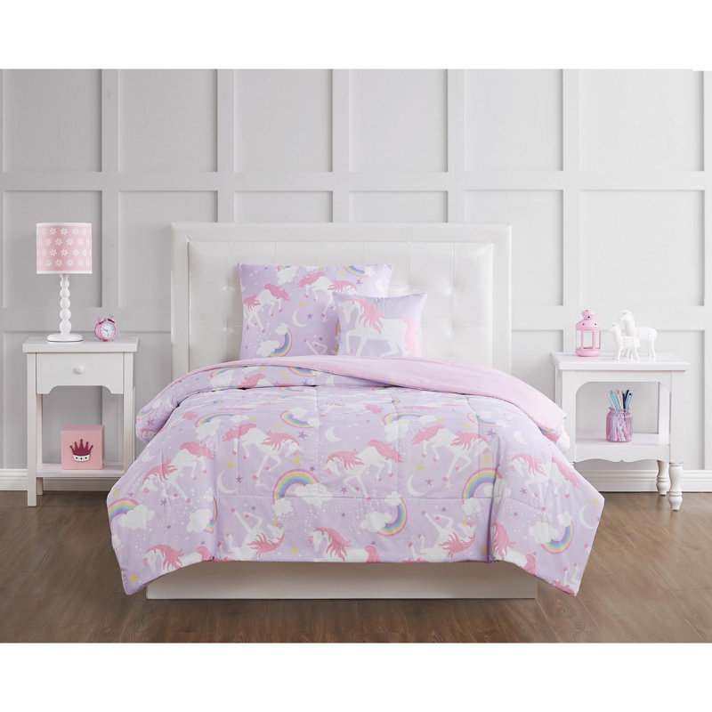 4 - Piece Quilt Set, Full Quilt + 2 Shams + 1 Throw Pillow