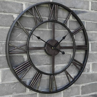 Azzitta Metal Wall Clock