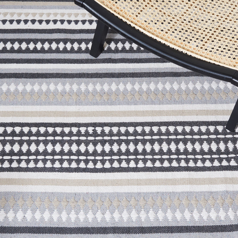 Tapis rayé en coton tissé à la main Montauk, Rectangle 8 pi x 10 pi