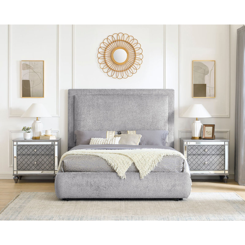 Cadre de lit luxueux pour lit très grand 1pc, revêtu d'un tissu en chenille doux, tête de lit haute et rembourrée, avec un pied de lit élégant et fonctionnel, offrant un rangement caché et des meubles de chambre à coucher de couleur étain
