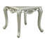 Charmante table de bout en bois avec garniture exquise et utilisation polyvalente