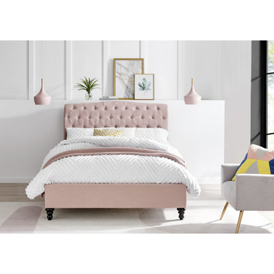 Fairfield Upholstered Bed Platform