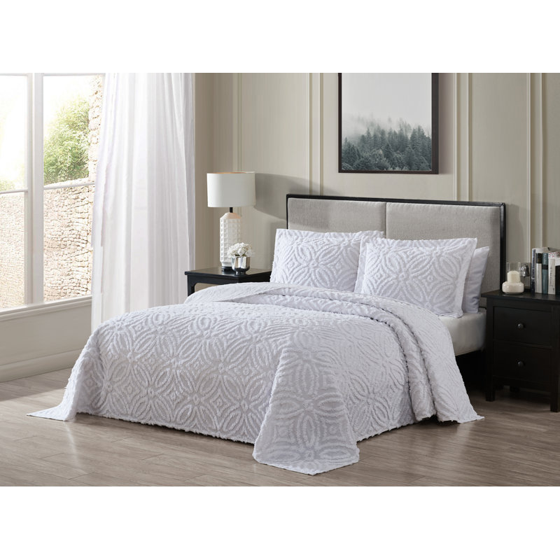 Ivory Full Cotton Chenille Wedding Ring Bedspread Set