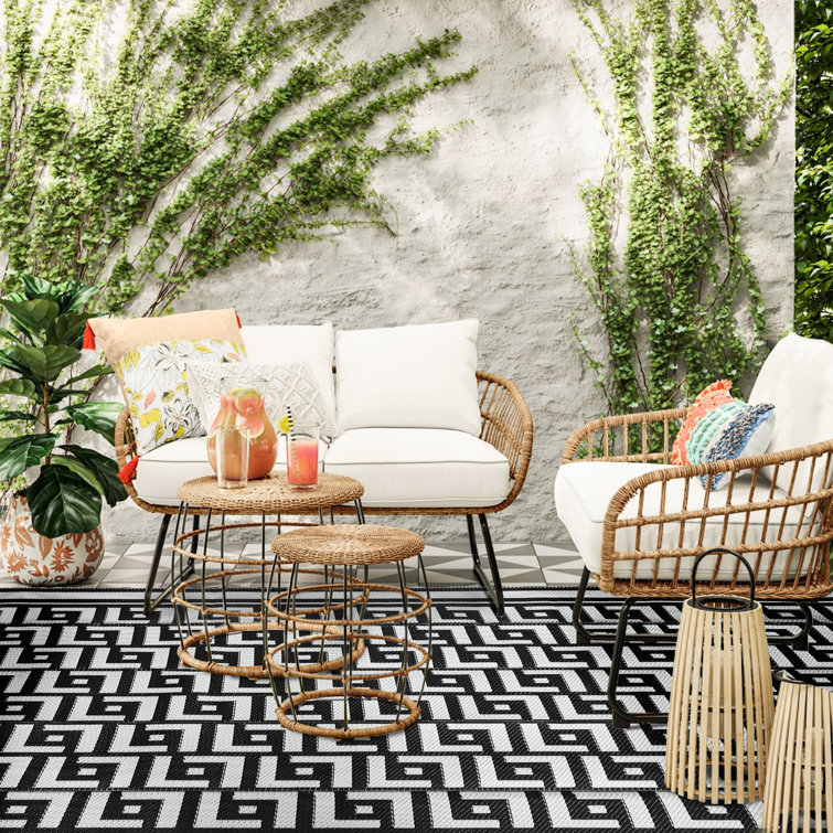  Reversible Outdoor Rugs for Patio Decor 5' x 8