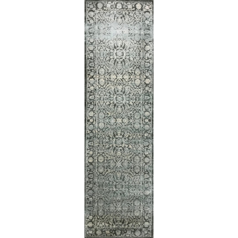 Benson Oriental Indoor Rug, Runner 2'2" x 7'7"
