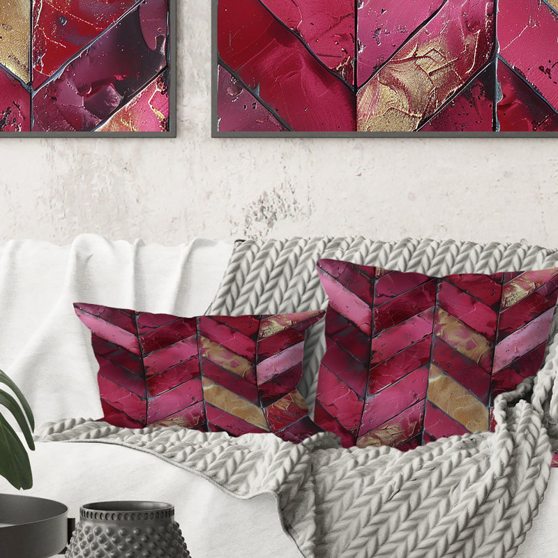 Coussin décoratif transitionnel rose doré à chevrons Glam Charm I, H 16 po x l 16 po