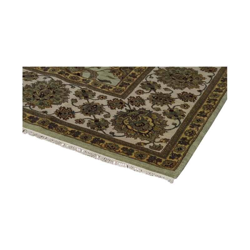 Tapis vert clair et ivoire noué à la main de haute qualité