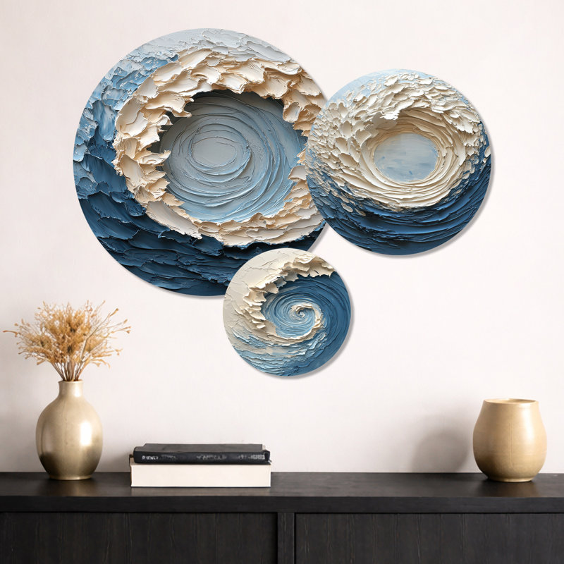 Vortex océanique blanc accentué de bleu I - Ensemble de 3 décorations murales à imprimé géométrique en métal