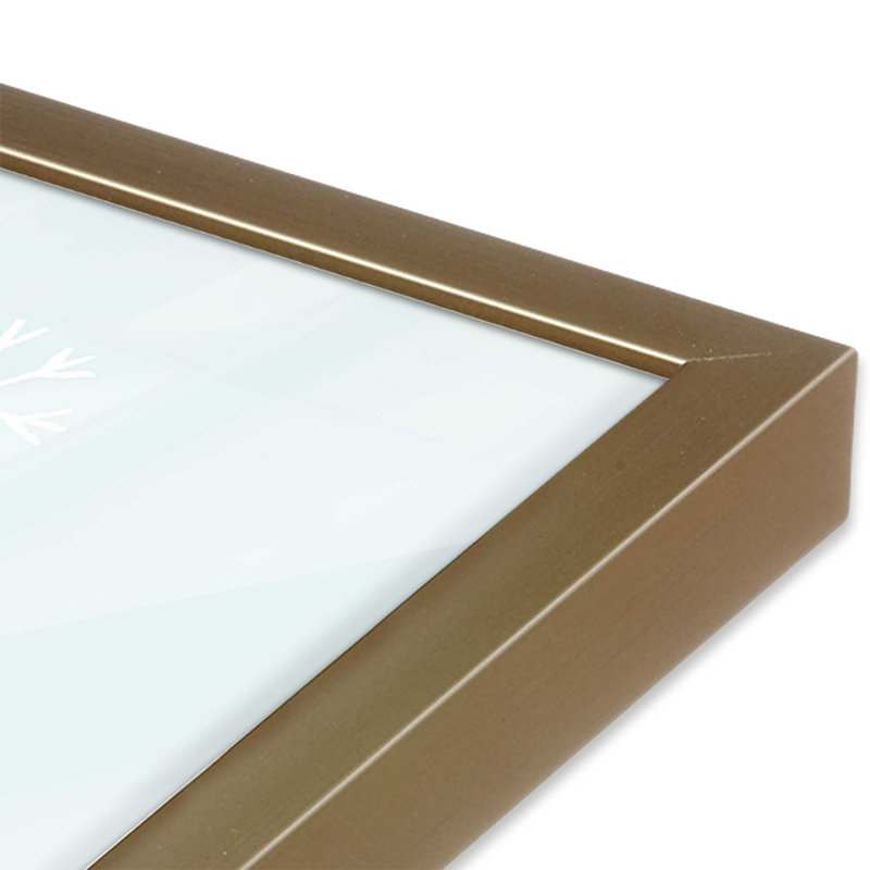 Faune hivernale avec arbre de Noël I, H 13,75 po x l 13,75 po, Cadre simple en or brossé, bois massif