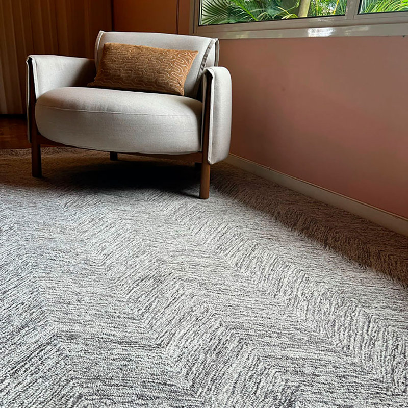Marut Hand Tufted Chevron Indoor Rug, Rectangle 5' x 8'