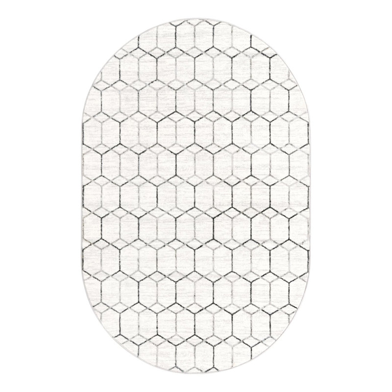 Isayana Geometric Indoor Rug, Oval 5'3" x 8'