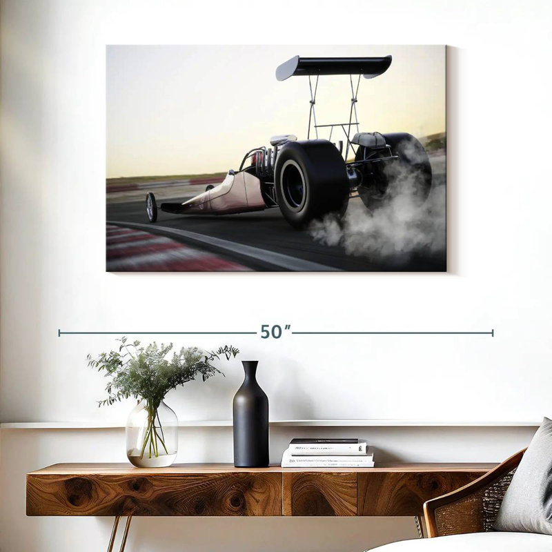 Voiture Mehar Dragster en action, H 26 po x l 39 po