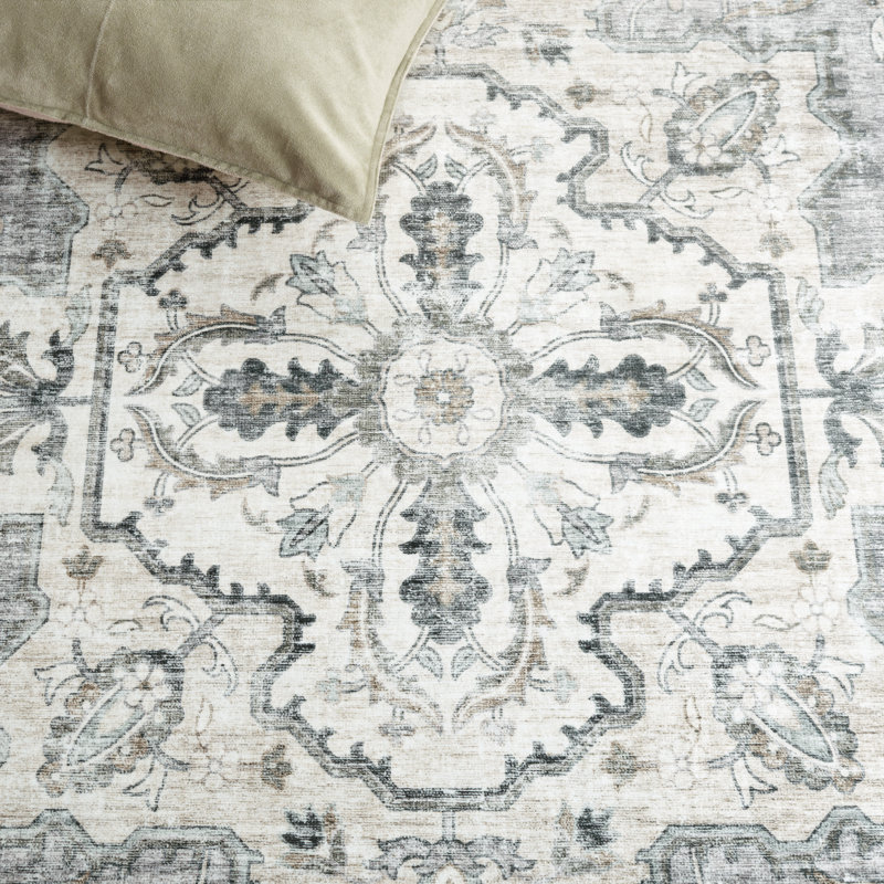 Lonon Oriental Machine Woven Polyester Area Rug in Light Gray/Beige, Rectangle 9' x 12'