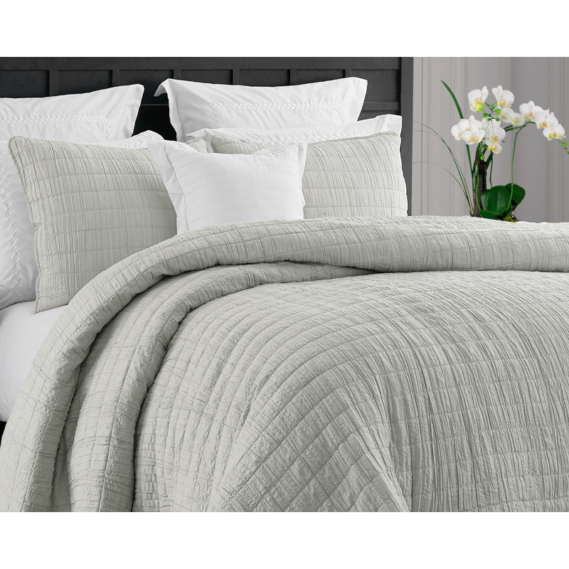 Gray Full Microfiber Reversible Quilt Set