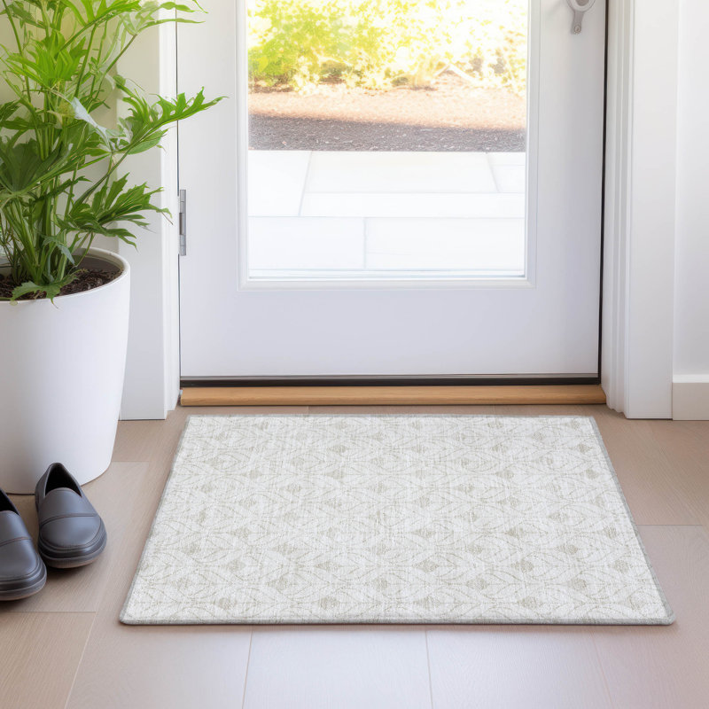 Tapis ivoire Prisco lavable à la machine de qualité supérieure, Rectangle 1 pi 8 po x 2 pi 6 po
