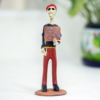 People Figurines & Sculptures