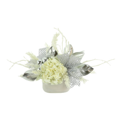 Quesada Polysilk Hydrangea Arrangement