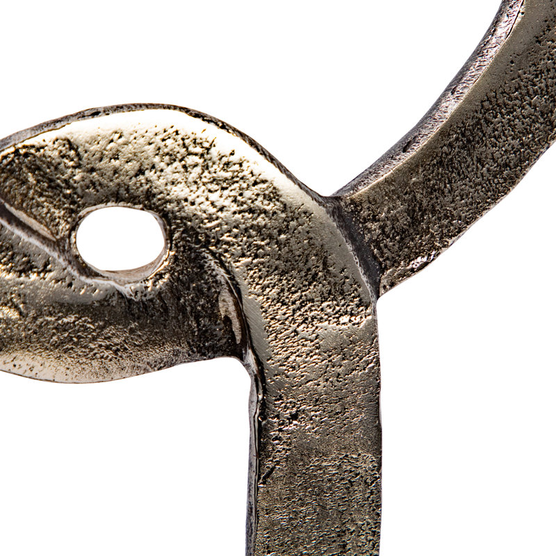 Decorative Object Linked Ring Sculpture for Home Decor - Abstract Metal Figurine Statement Accent Ideal Decoration for Living Room and Console Styling