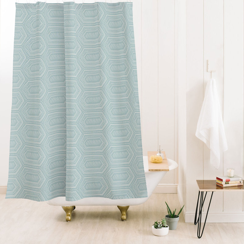 Rideau de douche Little Arrow Design Co, Bleu géométrique