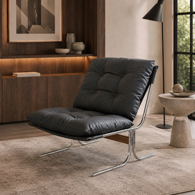 Fauteuil d'appoint moderne du milieu du siècle en similicuir avec coussin capitonné et structure en métal
