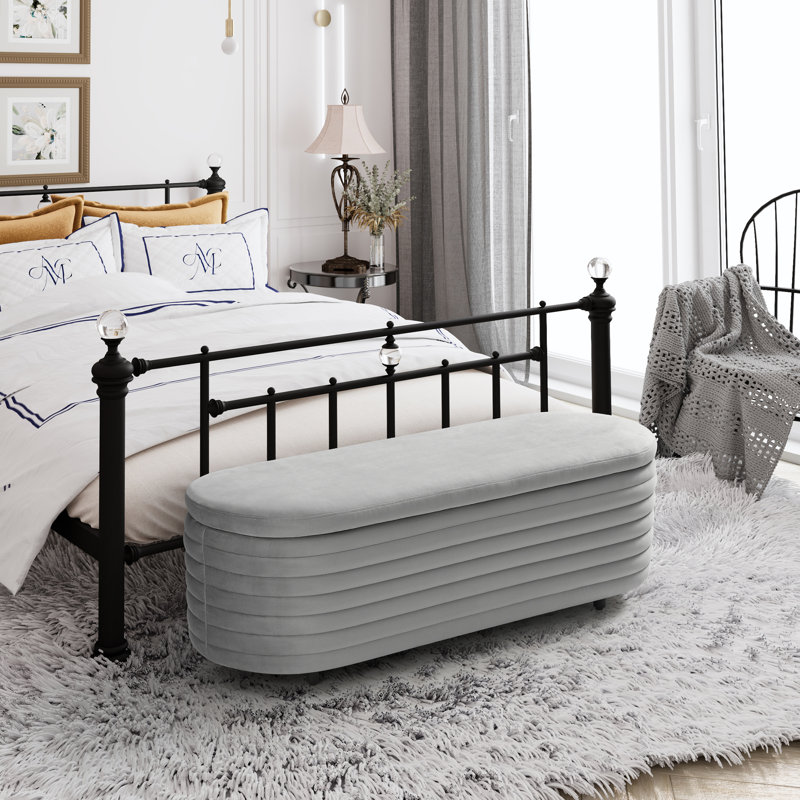 Banc de rangement rembourré en polyester Farrah, H 18,1 po x l 54 po x P 19 po, Gris