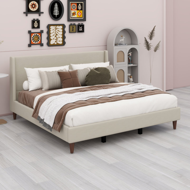 Lit plateforme tapissier avec tête de lit à oreilles et pieds en bois, Beige, Grand lit