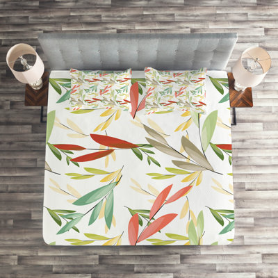Vibrant Farmhouse / Country Floral Coverlet