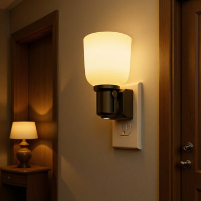 Lumière d'ambiance à intensité variable en forme de verre à vin avec capteur