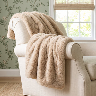 Reshma Anden Warm Embrace Throw