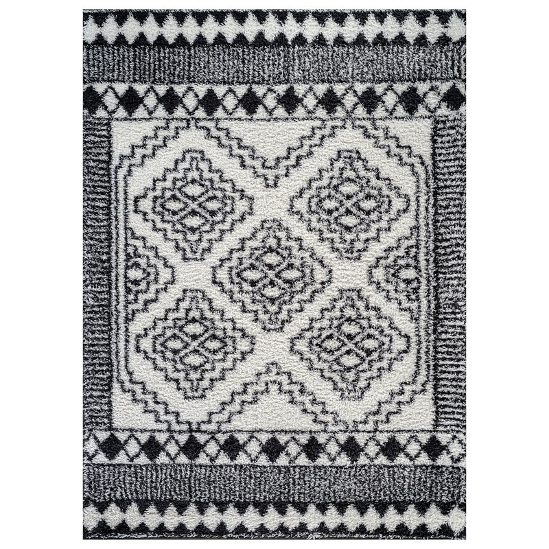 White Geometric Pattern Shag Rug – Medium Pile, Easy To Clean, Pet Friendly, Rectangle 7'10" x 10'
