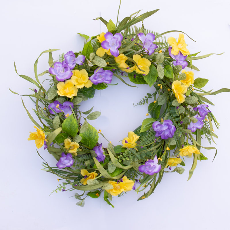 Faux Mixed Assortment 21'' Wreath