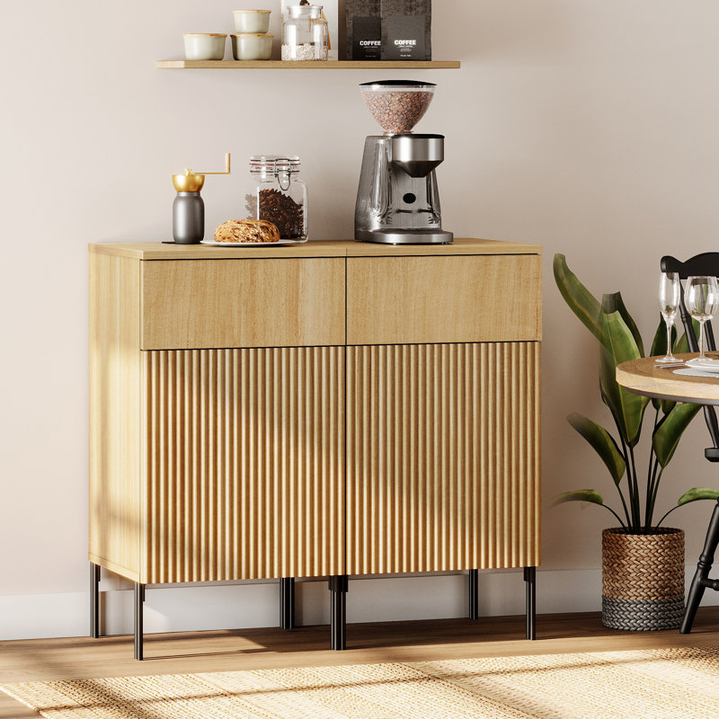 Buffet en bois à deux portes 31,5 "avec station de charge Union Union, Chêne