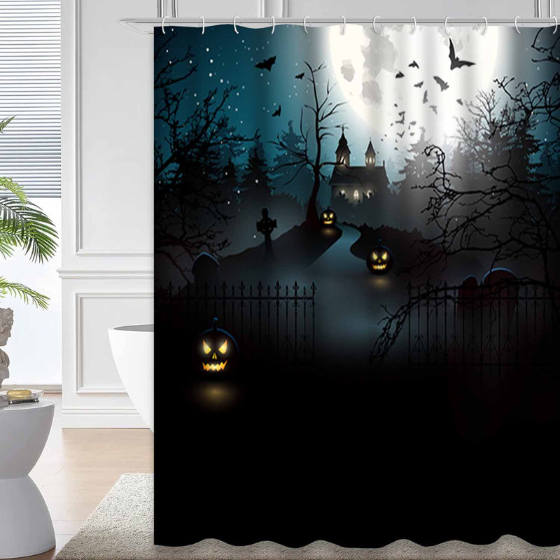 Rideau de douche Scary Old Woods Halloween vert avec 12 crochets, L 72 po x l 78 po