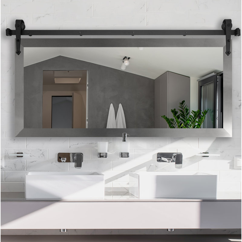 Miroir de salle de bain Neidig, H 30 po x l 65 po, Argent