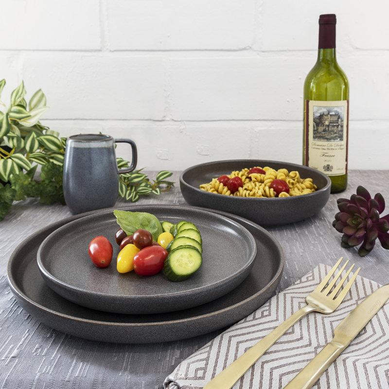 Service de table 16 pièces Mesa Ceramics, Noir