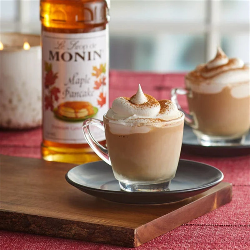 Sirop aromatisant aux crêpes de qualité supérieure Monin 750 ml 544SYPAR276A