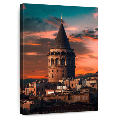 Nicci Tower Of Galata
