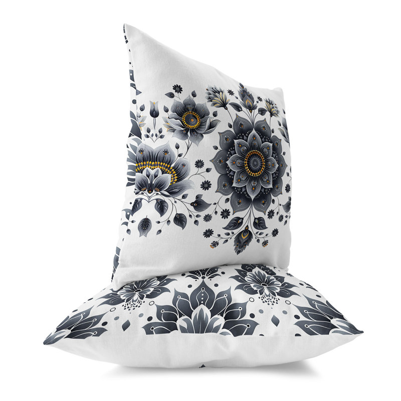 Coussin décoratif intérieur / extérieur Frosted Florals, Blanc / Gris, H 18 po x l 18 po