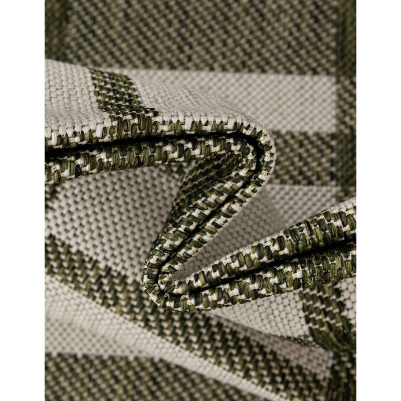Tatasha Plaid Power Loom Polypropylene Plastic Indoor/Outdoor Area Rug in White/Green, Rectangle 7'10" x 10'