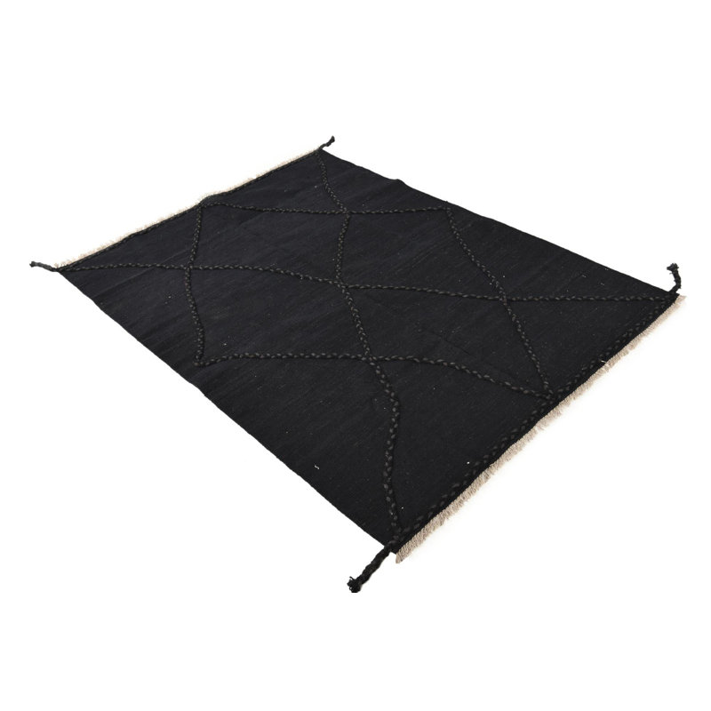 Tapis noir 4x6 Petrella
