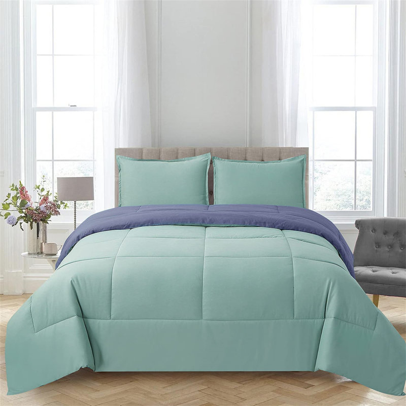 Polyester Comforter, Dark Blue/Light Blue