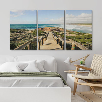 Coastal Boardwalk View Scenic Ocean Path Photographie Réalisme Décor de paysage
