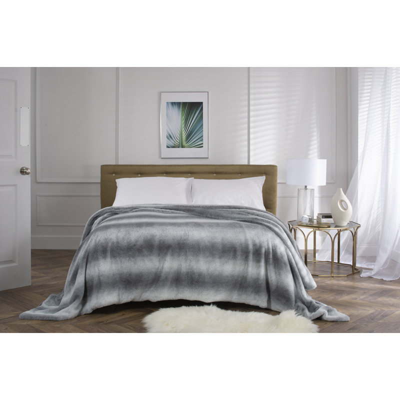 Polyester Striped Bedspread