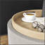 Table basse ronde avec repose-pieds avec plateau rabattable, parfaite pour la vie multifonctionnelle et le rangement caché.