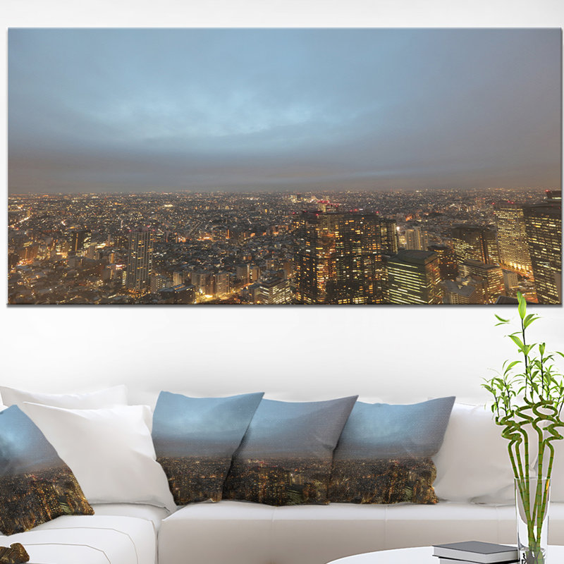 Photographie « shinjuku district view point », H 30 po x l 40 po x P 1,5 po, Toile tendue