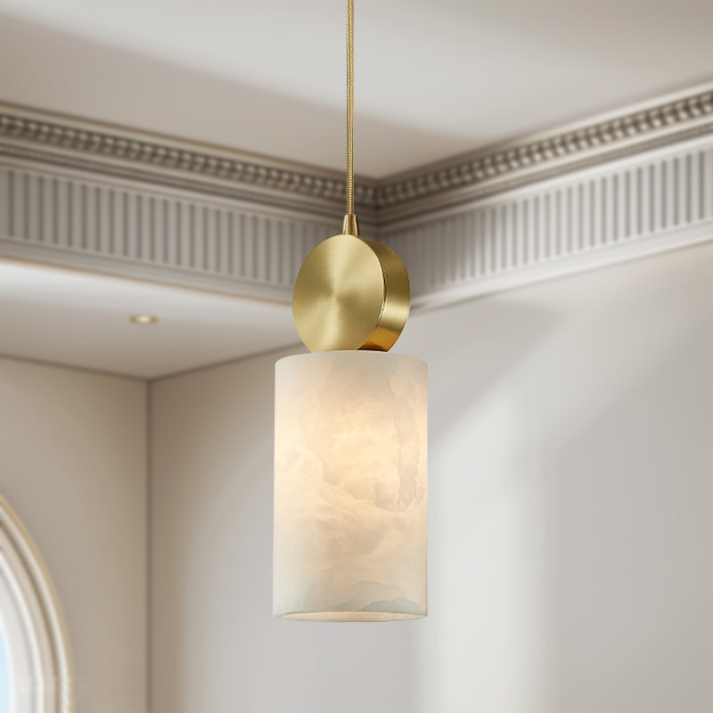Luminaire suspendu albâtre laiton , H 86,6 po x l 4,33 po x P 4,33 po