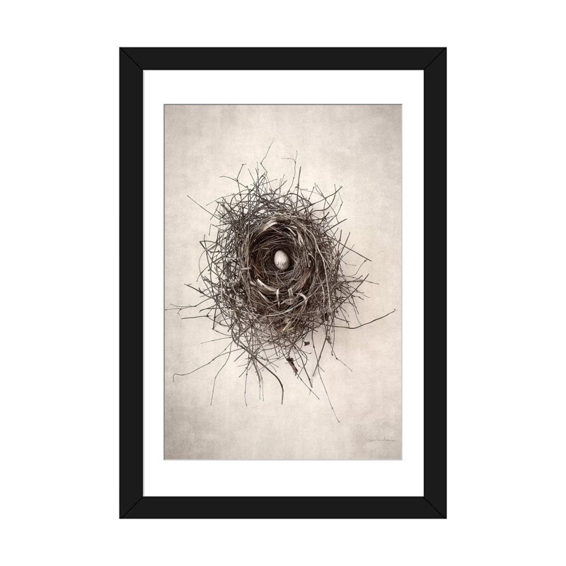 « nest i », reproduction d’impression sur toile tendue, H 32 po x l 24 po x P 1 po, Papier avec cadre noir, Blanc