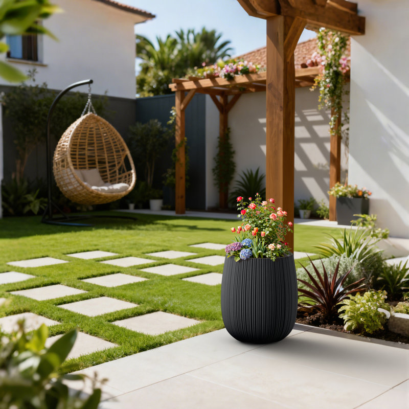 Pot à fleurs rond haut moderne de 12 po avec passe-tringle en béton noir mat (intérieur amélioré) et trou de drainage