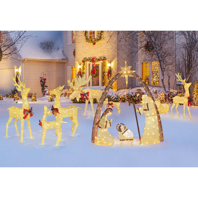 Crèche de Noël lumineuse 5 pi Gutierrez, Doré